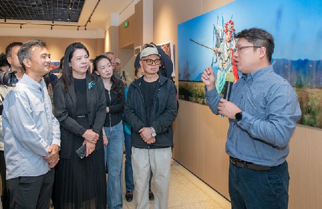 “大地回响——秦腔与昆曲影像对话展”在西安开幕