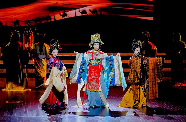“霓裳万象·锦绣安康”第二届汉服设计大赛在陕西安康落幕